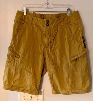 Viktos Johnny Combat Shorts Men's Size 34 Tan Khaki Tactical